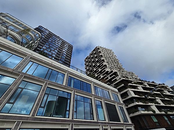 Hoola Van Nootenstraat in Utrecht